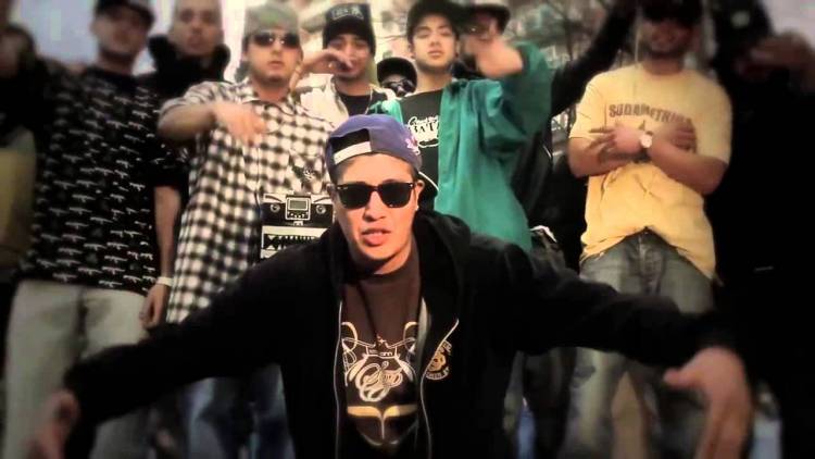 Tema: Tanto Artista: Chino a.k.a. CNO Album: Mentes distintas (2013) Produccion - Direccion y Montaje: VAIOFLOW ( Violeta Kovensky)